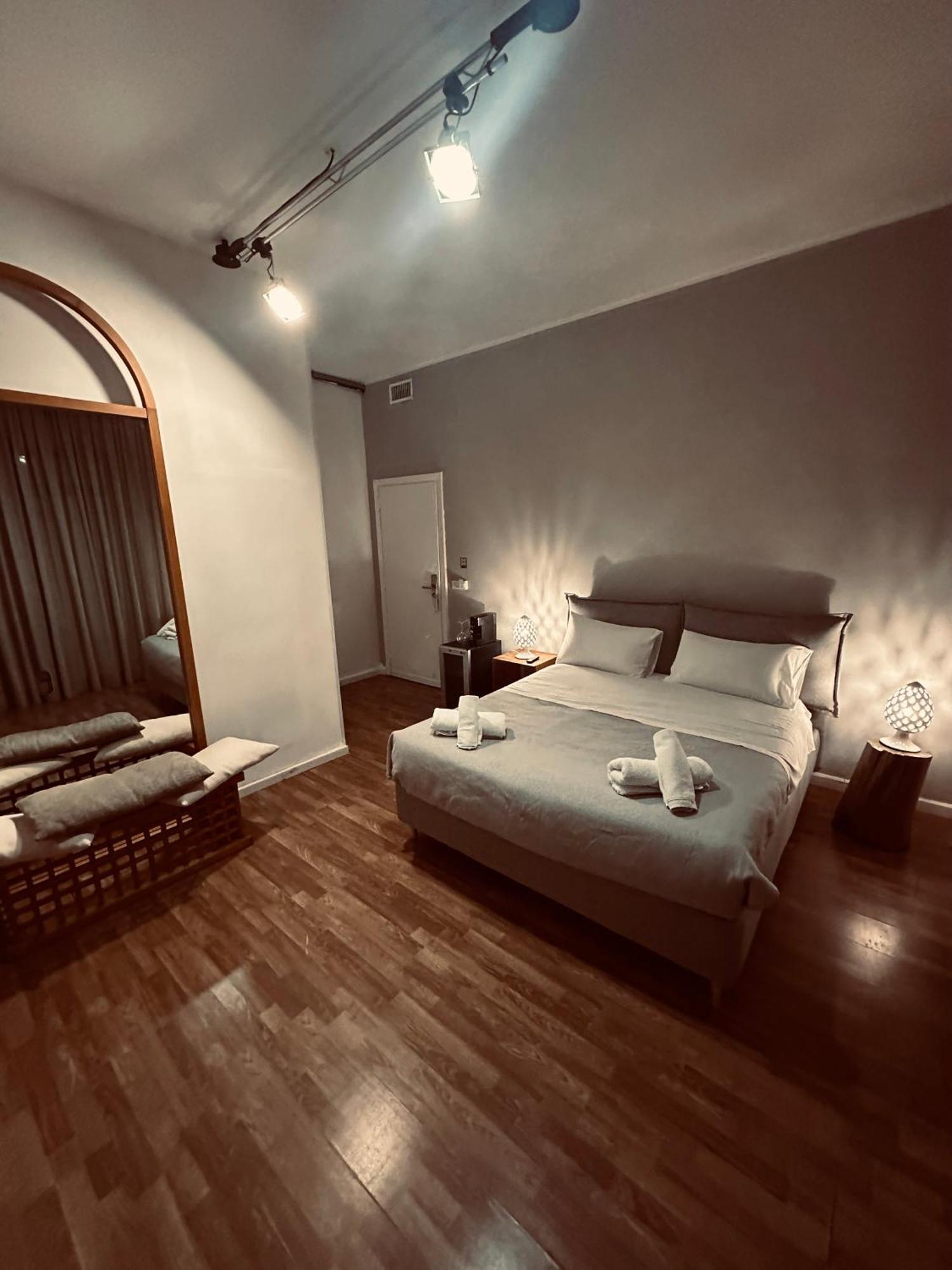 B&B Degli Artisti Suite Lecce Buitenkant foto