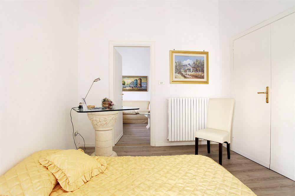B&B Degli Artisti Suite Lecce Buitenkant foto
